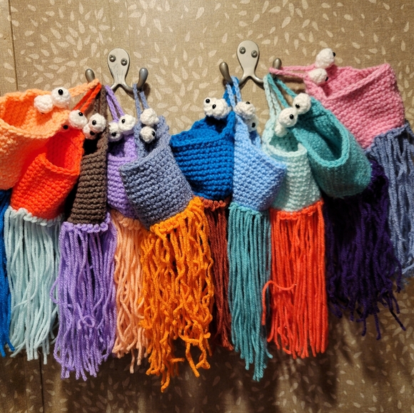 Crochet Alien Basket - Picture 3 of 3